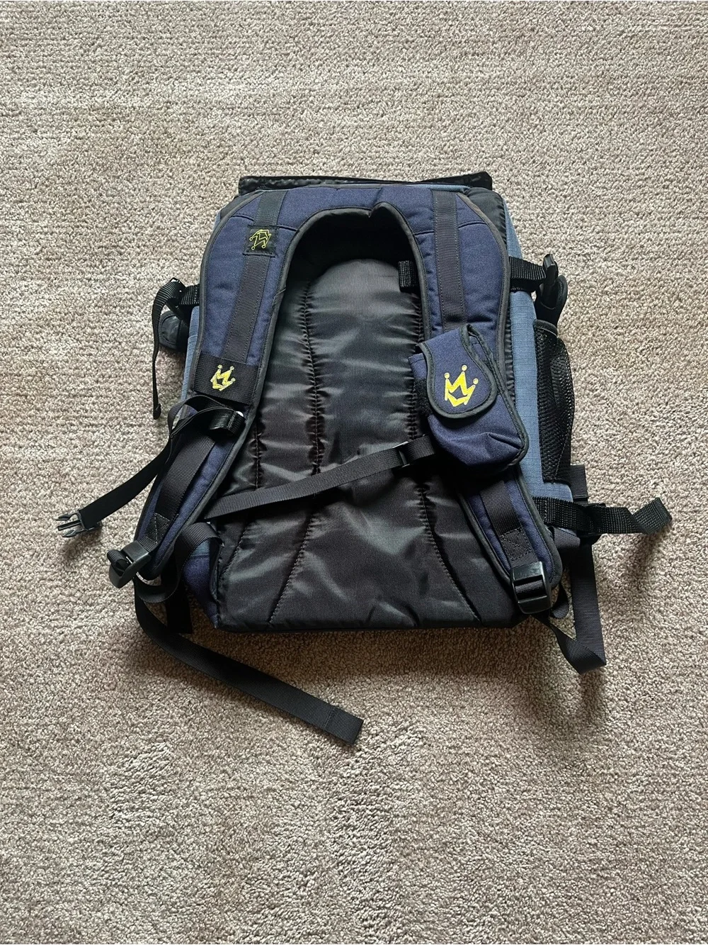 VTG 00’s / Y2K Rusty Surfwear Dark Blue Backpack